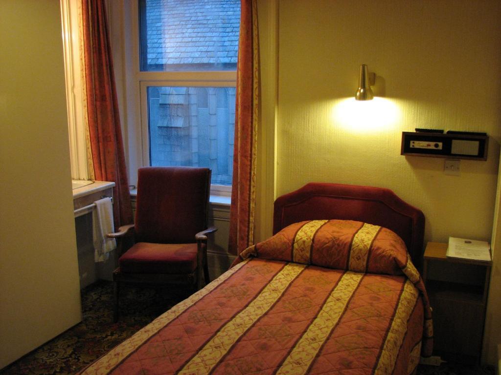 Lancaster Hotel Oban Pokoj fotografie
